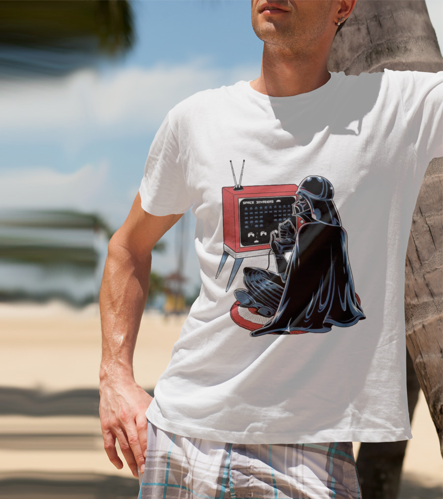 Nostalgic Darth Vader Playing Space Invaders On Retro TV T-Shirt