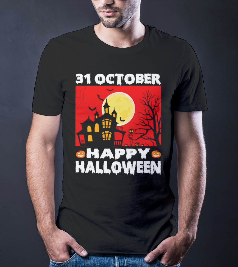31 October Happy Halloween Haunted House Full Moon Pumpkins Bats Spooky Tree T-Shirt