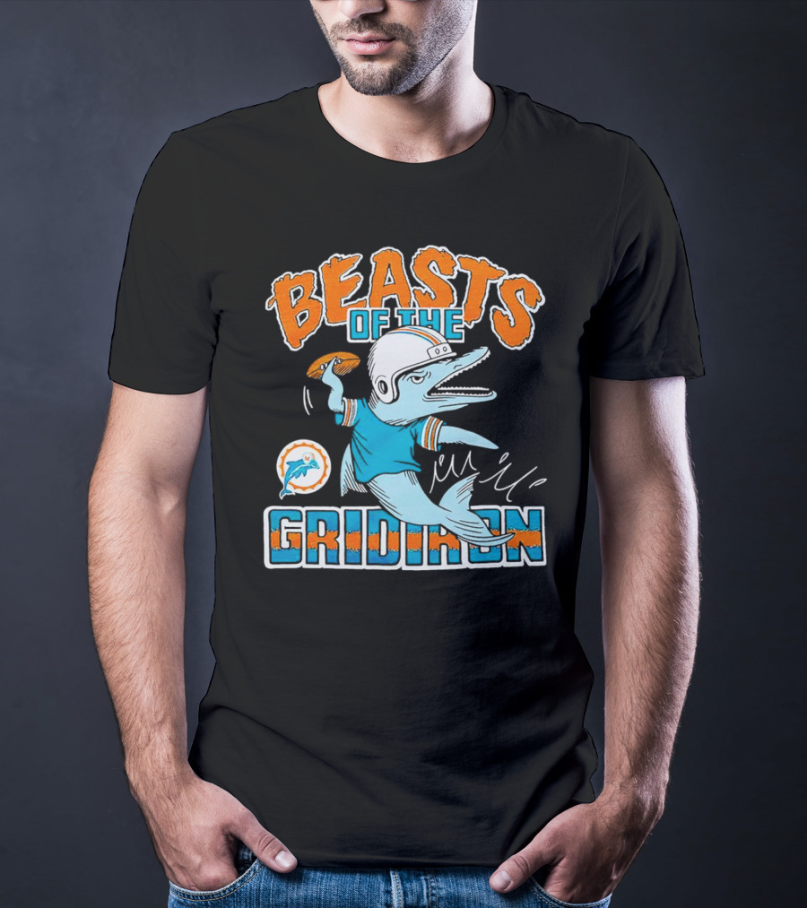 Miami Dolphins Beasts Of The Gridiron Football Dolphin Throwing Pass T-Shirt