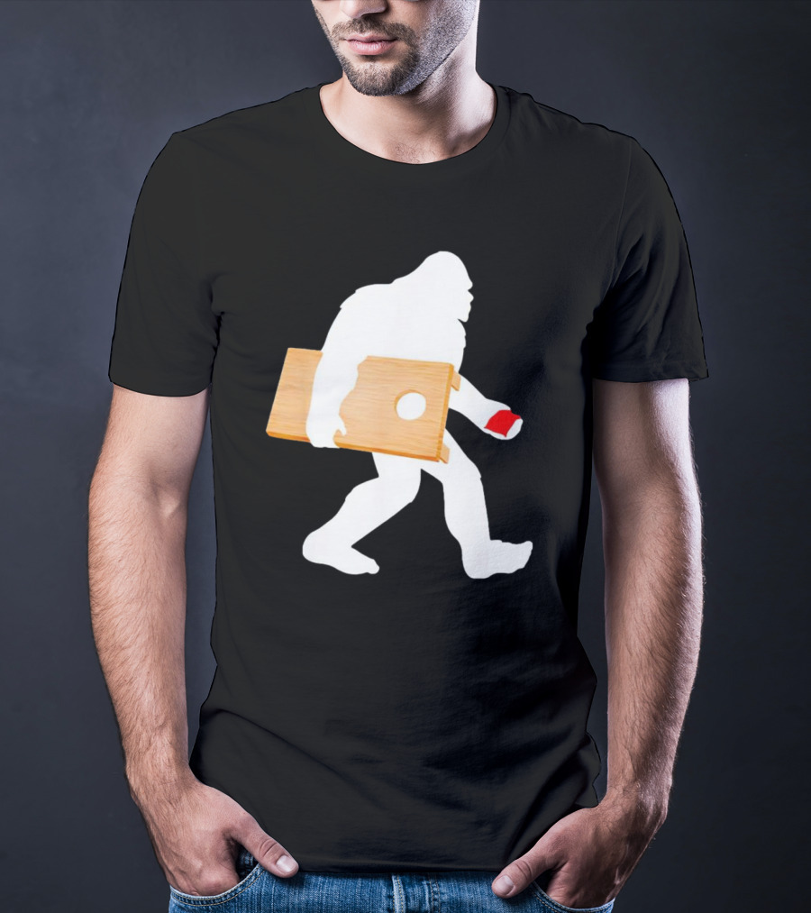 Bigfoot Cornhole Players Lawn Game Silhouette With Red Cup T-Shirt