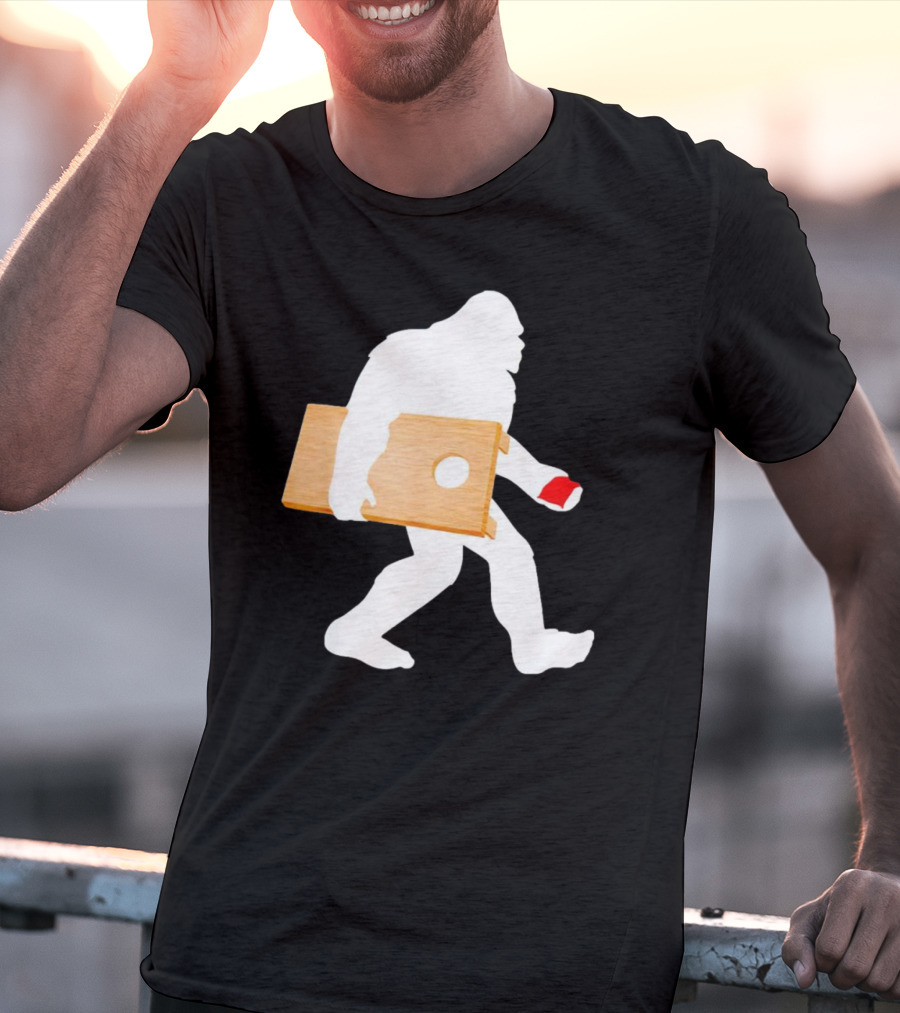 Bigfoot Cornhole Players Lawn Game Silhouette With Red Cup T-Shirt