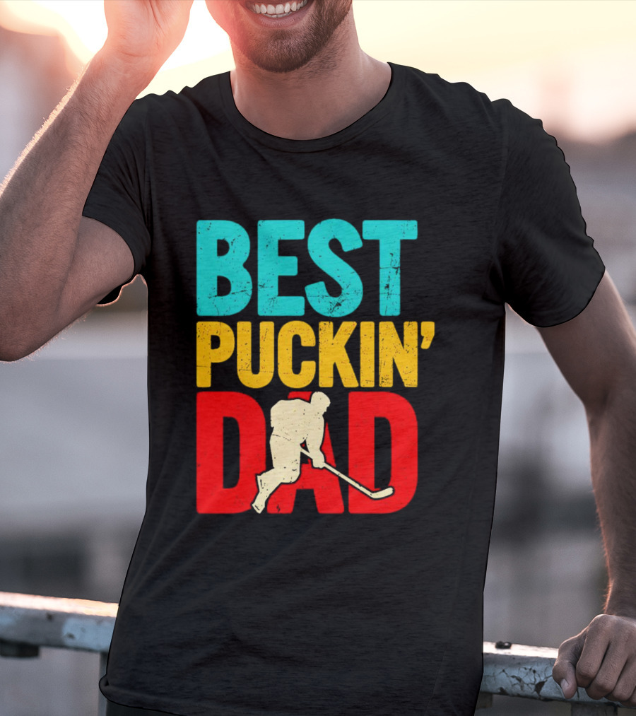 BEST PUCKIN’ DAD Hockey Player T-Shirt
