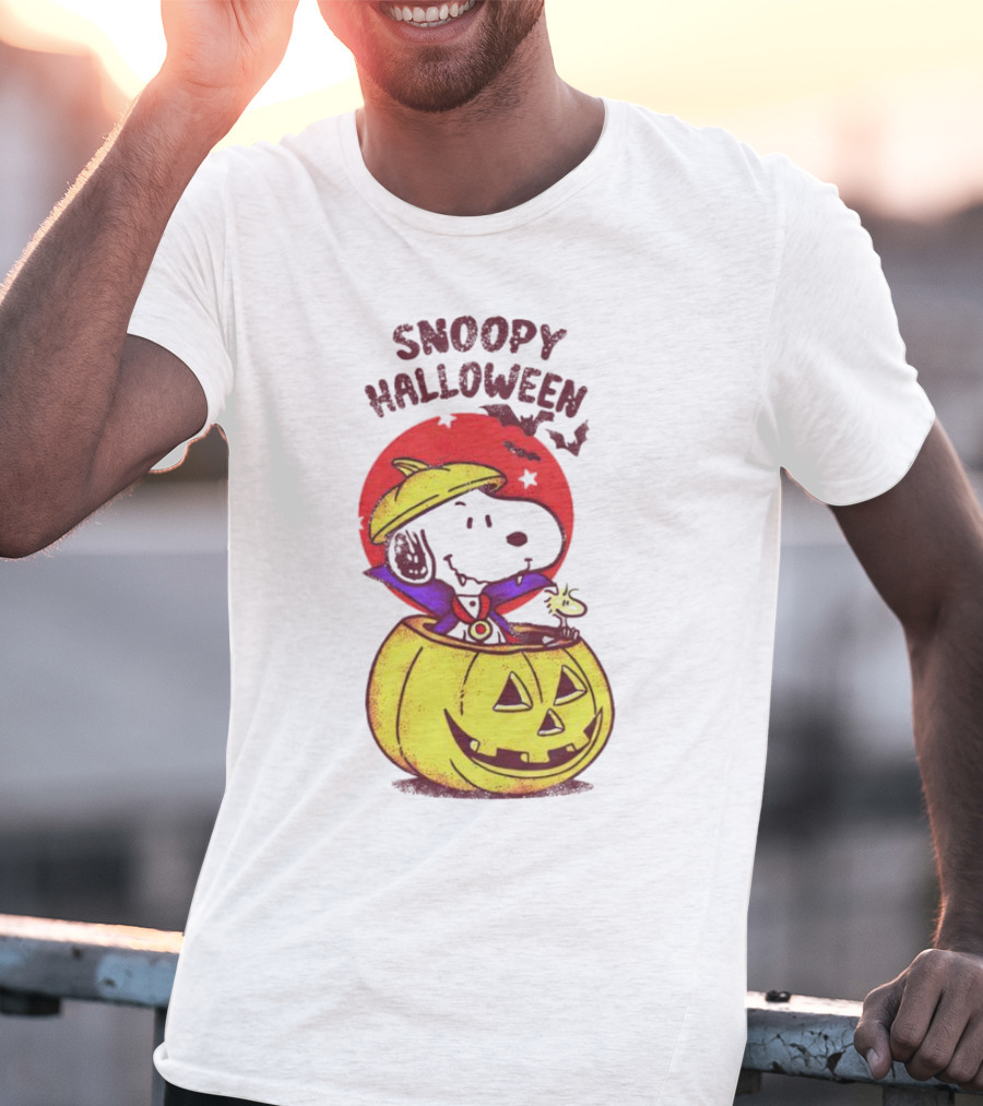 Snoopy Halloween Woodstock Peanuts Pumpkin T-Shirt