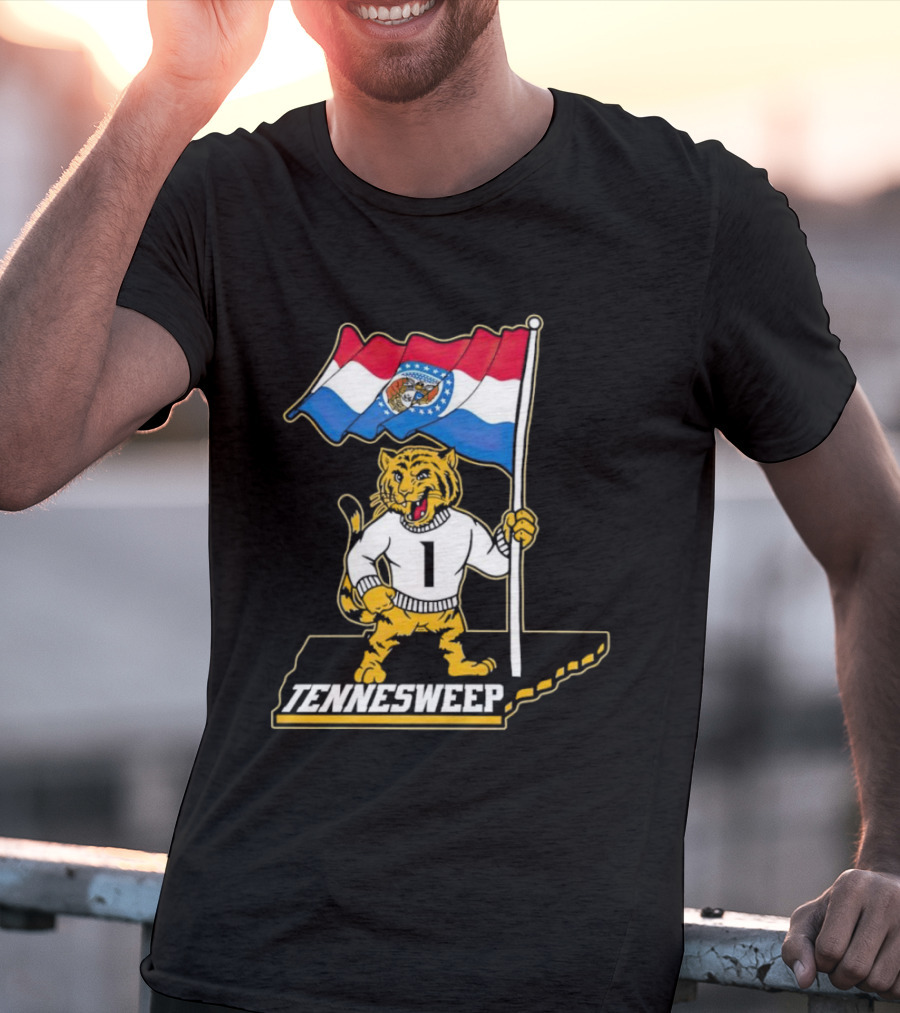 Missouri Tigers Mascot Holding Flag Tennesweep T-Shirt
