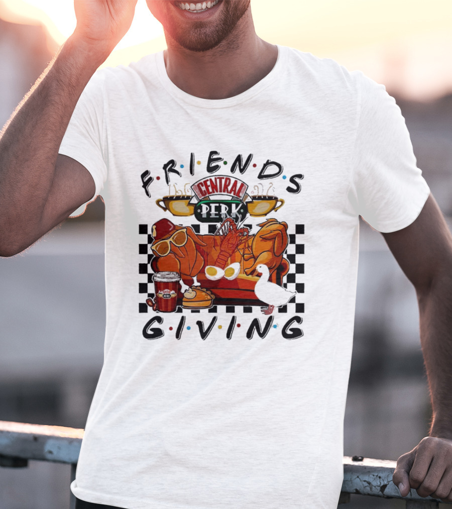 Friends Central Perk Thanksgiving Couch Scene T-Shirt