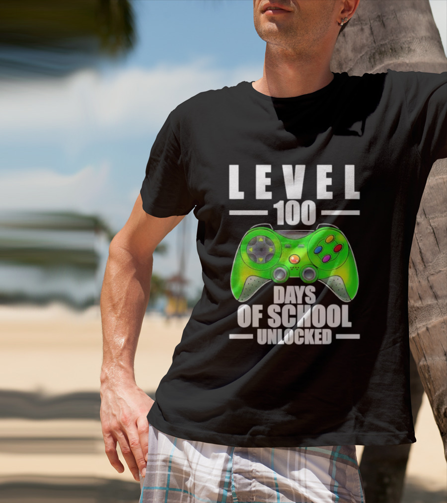 LEVEL 100 DAYS OF SCHOOL UNLOCKED GAMING CONTROLLER T-Shirt
