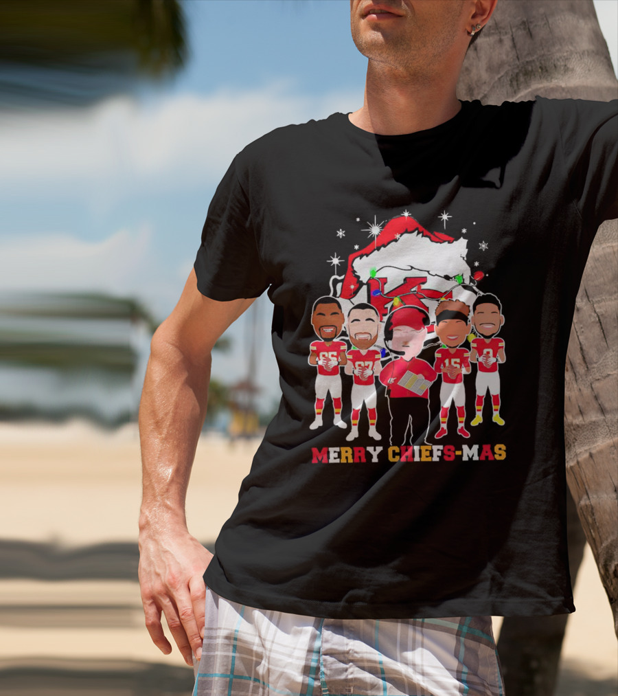 Kansas City Chiefs Merry Chiefs-Mas Christmas NFL Team Festive Cartoon Players And Santa Hat T-Shirt