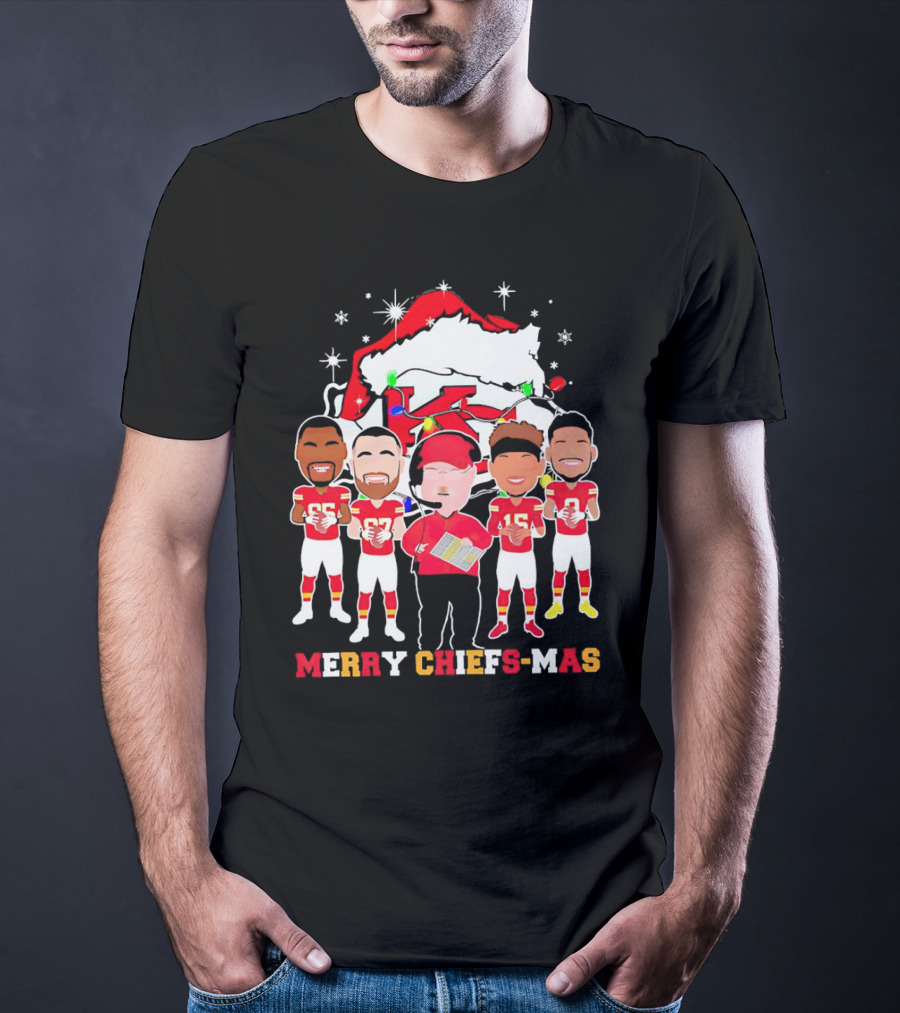 Kansas City Chiefs Merry Chiefs-Mas Christmas NFL Team Festive Cartoon Players And Santa Hat T-Shirt