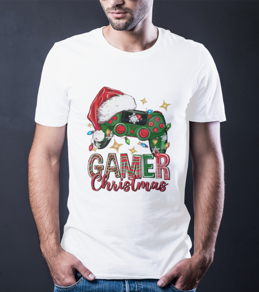 Gamer Christmas Santa Hat Game Controller Holiday Lights T-Shirt