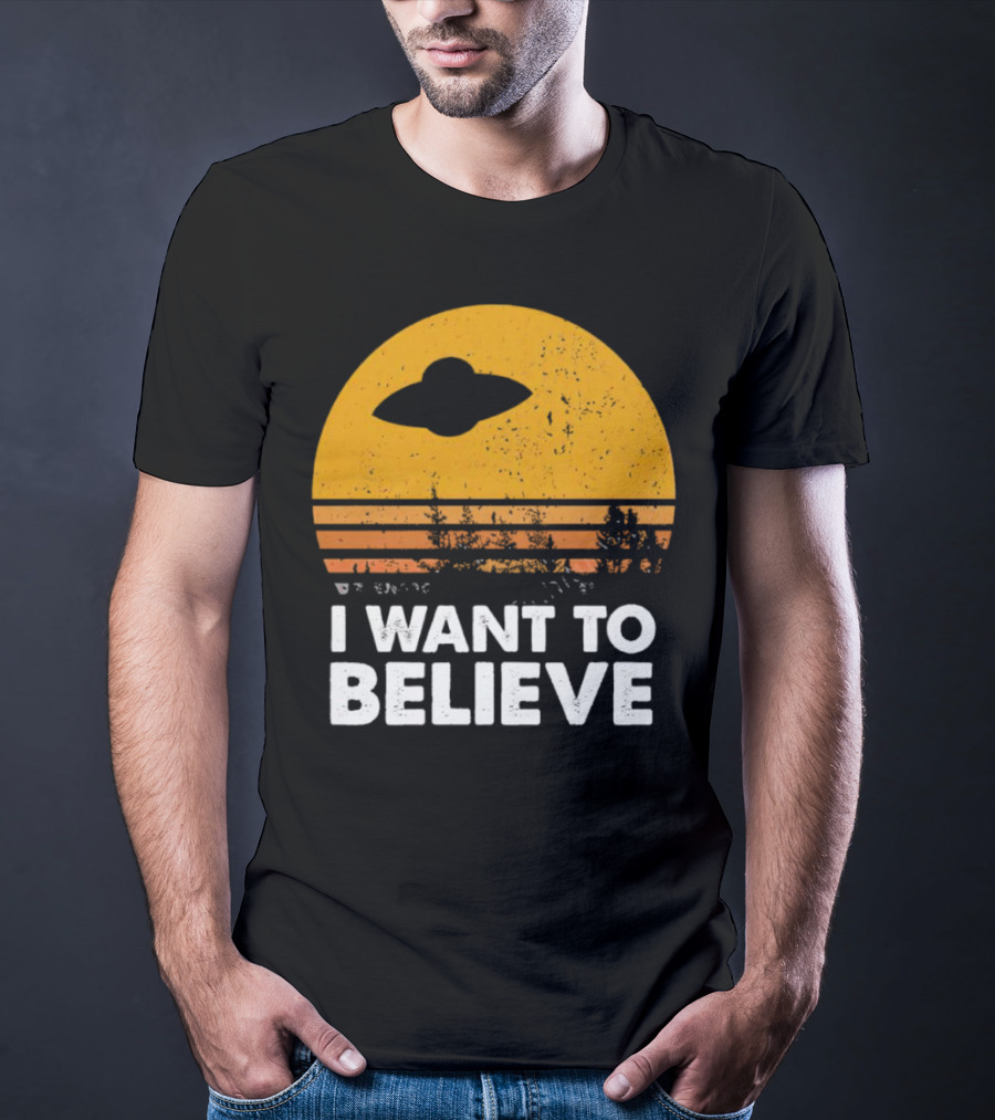 I Want To Believe Alien UFO Vintage Sunset T-Shirt