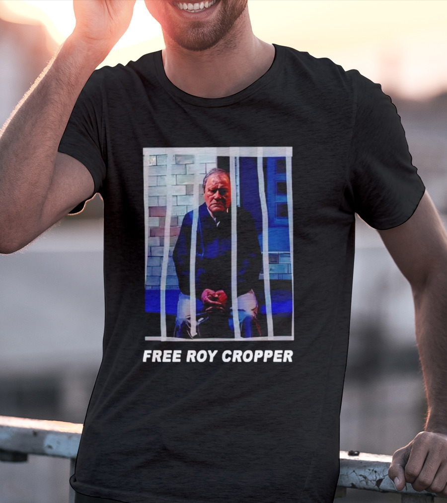 Coronation Street Free Roy Cropper Jail Image T-Shirt