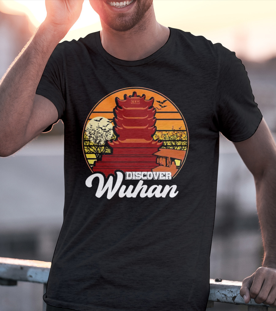 Discover Wuhan Pagoda Vintage Sunset Scene T-Shirt