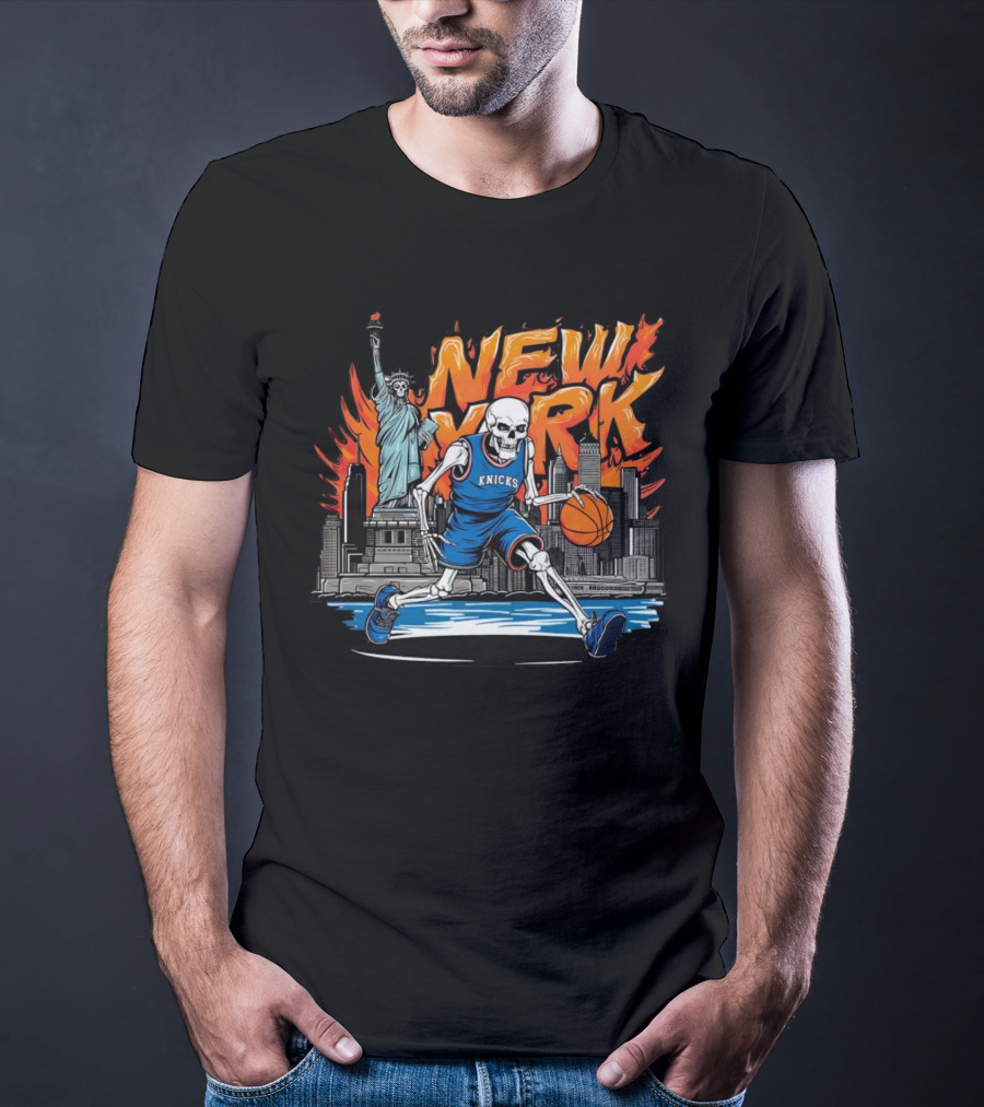 New York Knicks Skeleton Statue Basketball T-Shirt