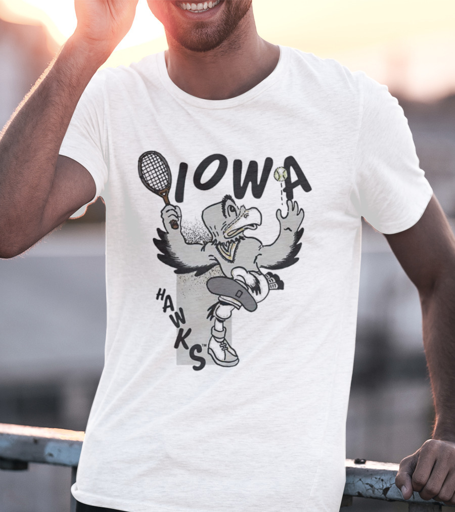 Iowa Hawkeyes Tennis Hawk Vintage Sports Mascot T-Shirt
