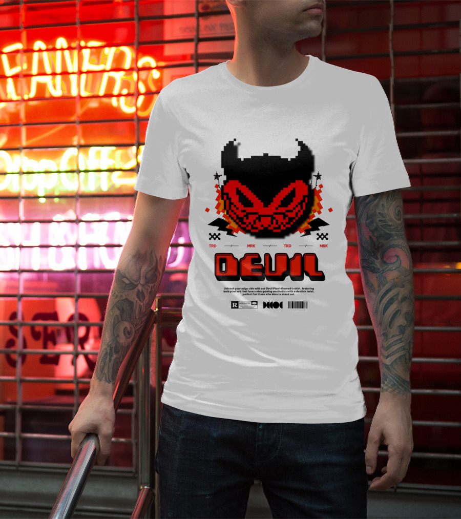 DEVIL PIXELS TRD MRK RETRO PIXEL ART FACE T-Shirt