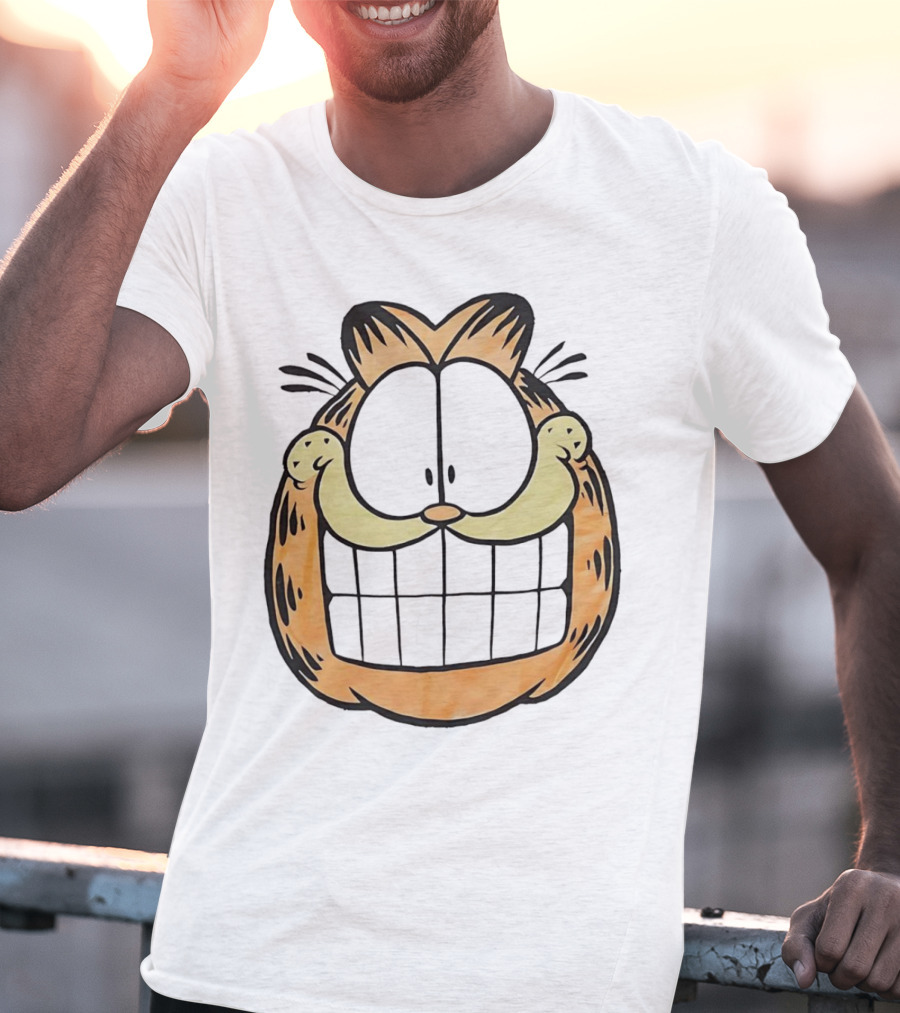 Garfield Big Face Classic Retro Comic Cat T-Shirt