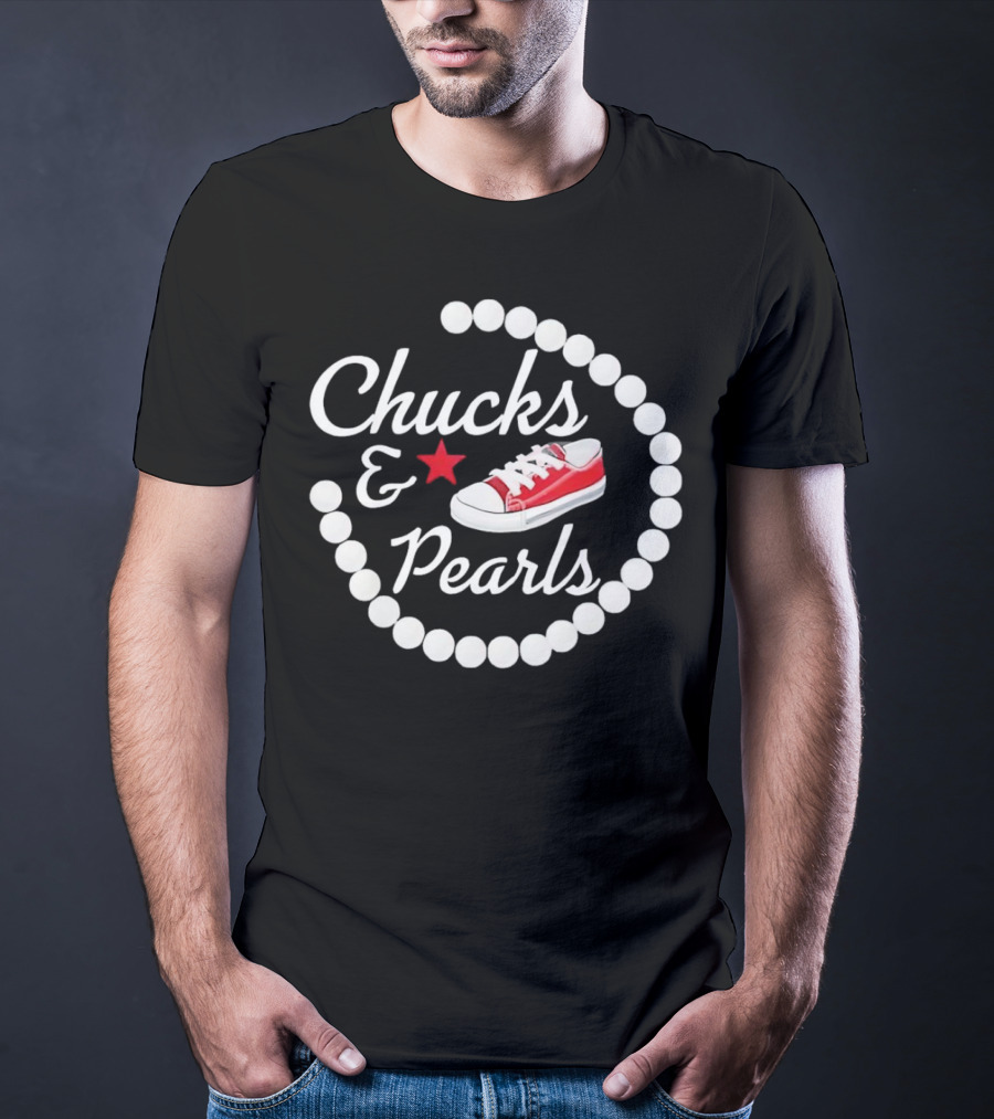 Chucks Pearls Red Sneaker Star T-Shirt