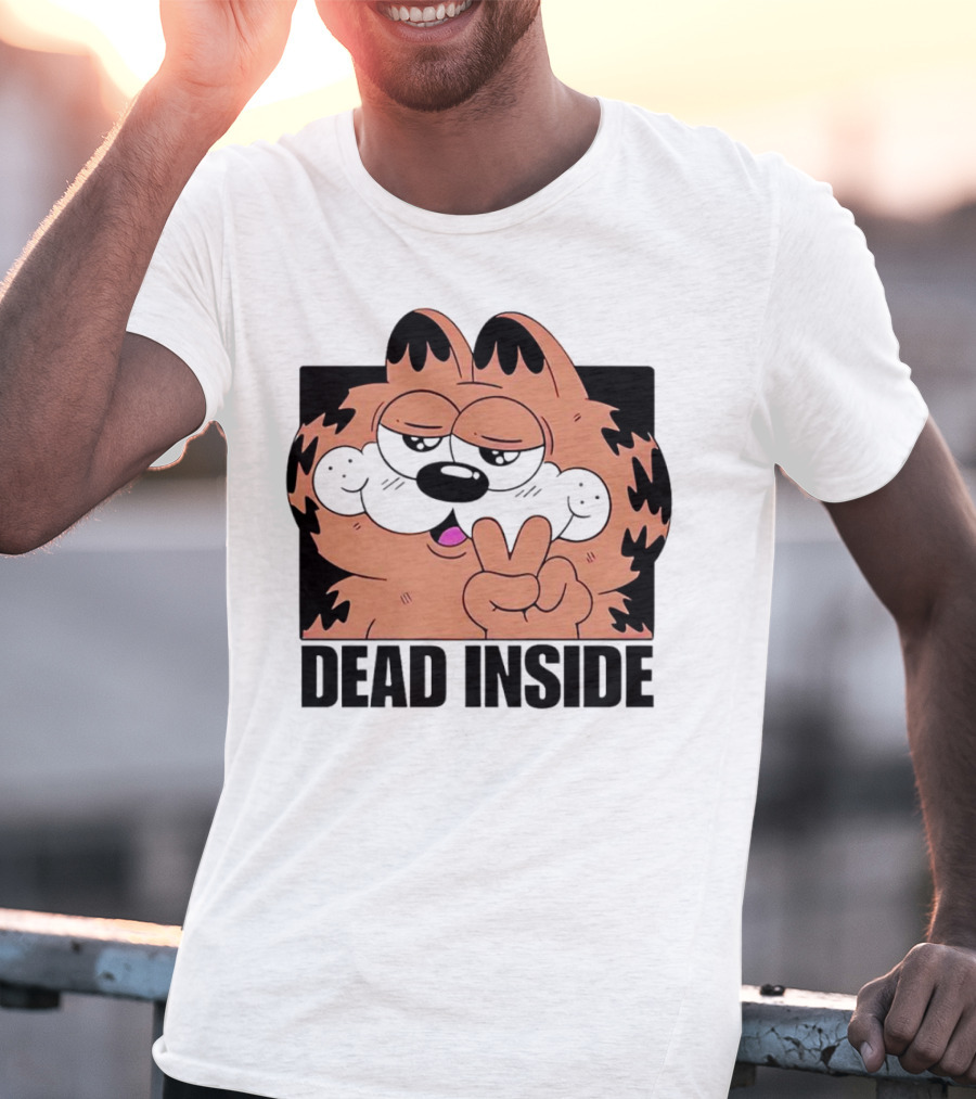 Garfield Dead Inside Peace Sign Iconic Meme T-Shirt