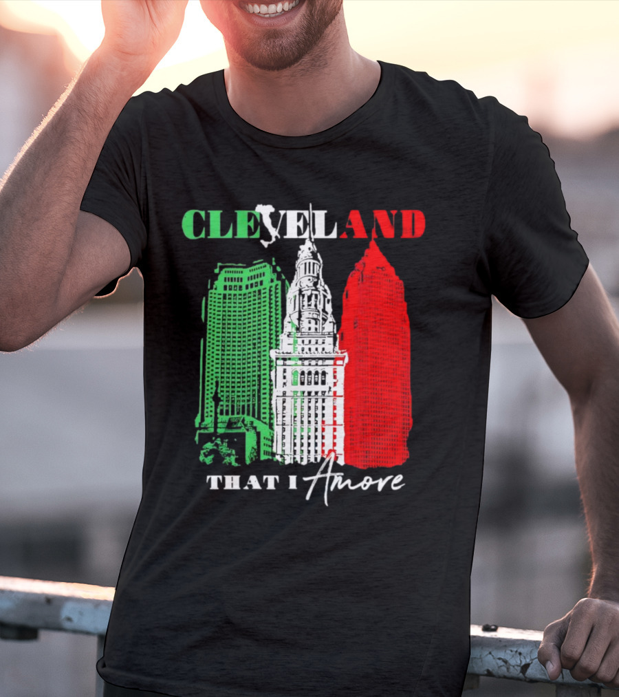 Cleveland That I Amore Italy Flag Skyline T-Shirt
