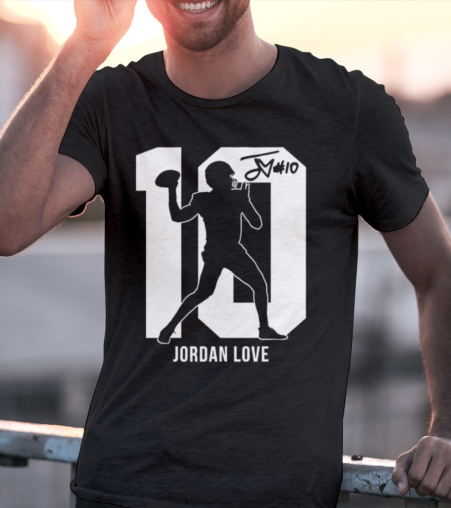 Jordan Love Green Bay Packers Number 10 Silhouette Signature T-Shirt