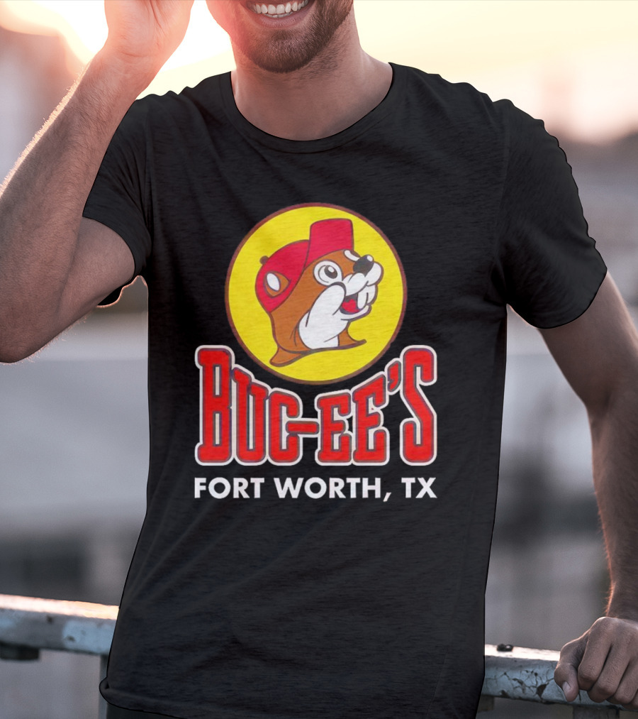 Buc-Ee's Fort Worth TX Logo With Beaming Beaver T-Shirt