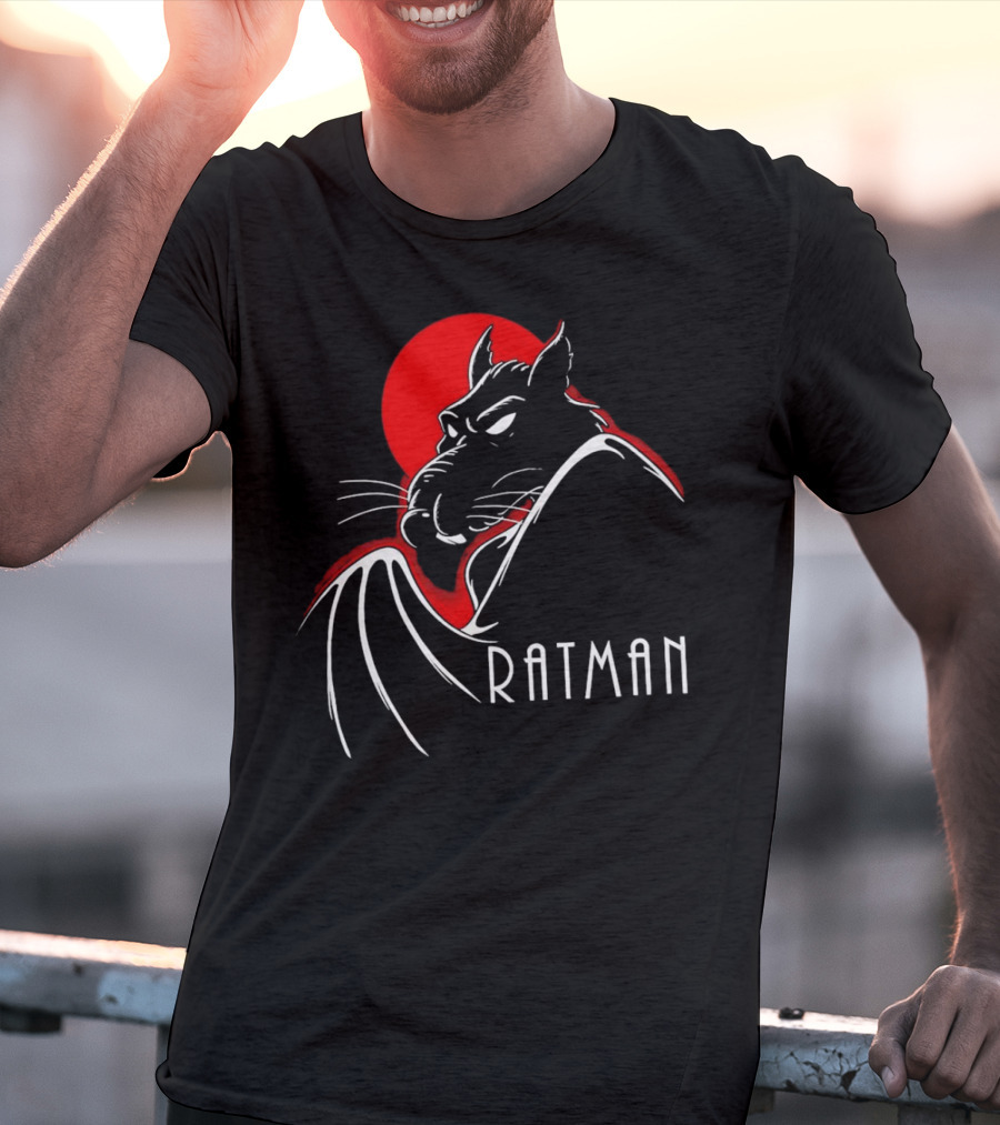 Ratman Splinter Shadow Against Red Moon In Batman T-Shirt