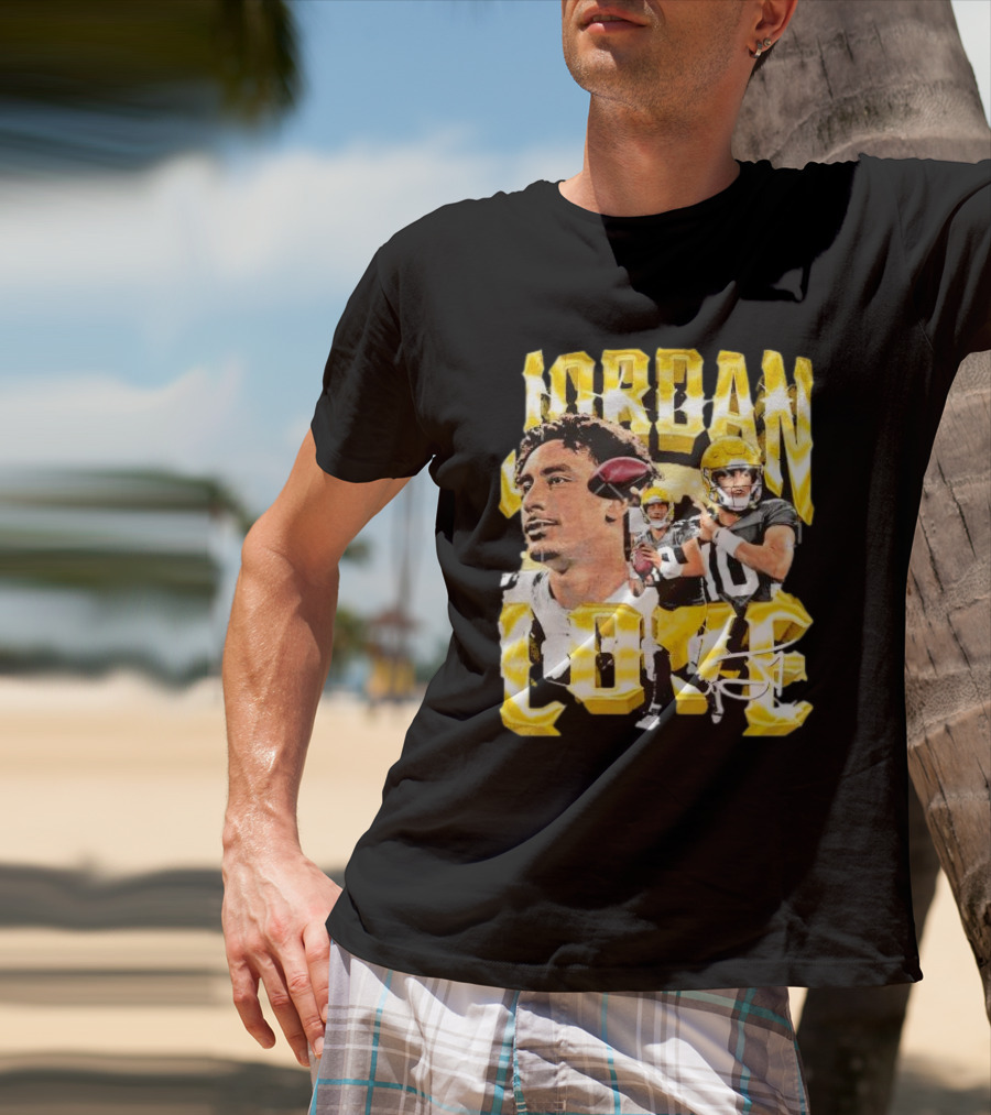 Jordan Love Green Bay Packers Vintage Signature Image T-Shirt