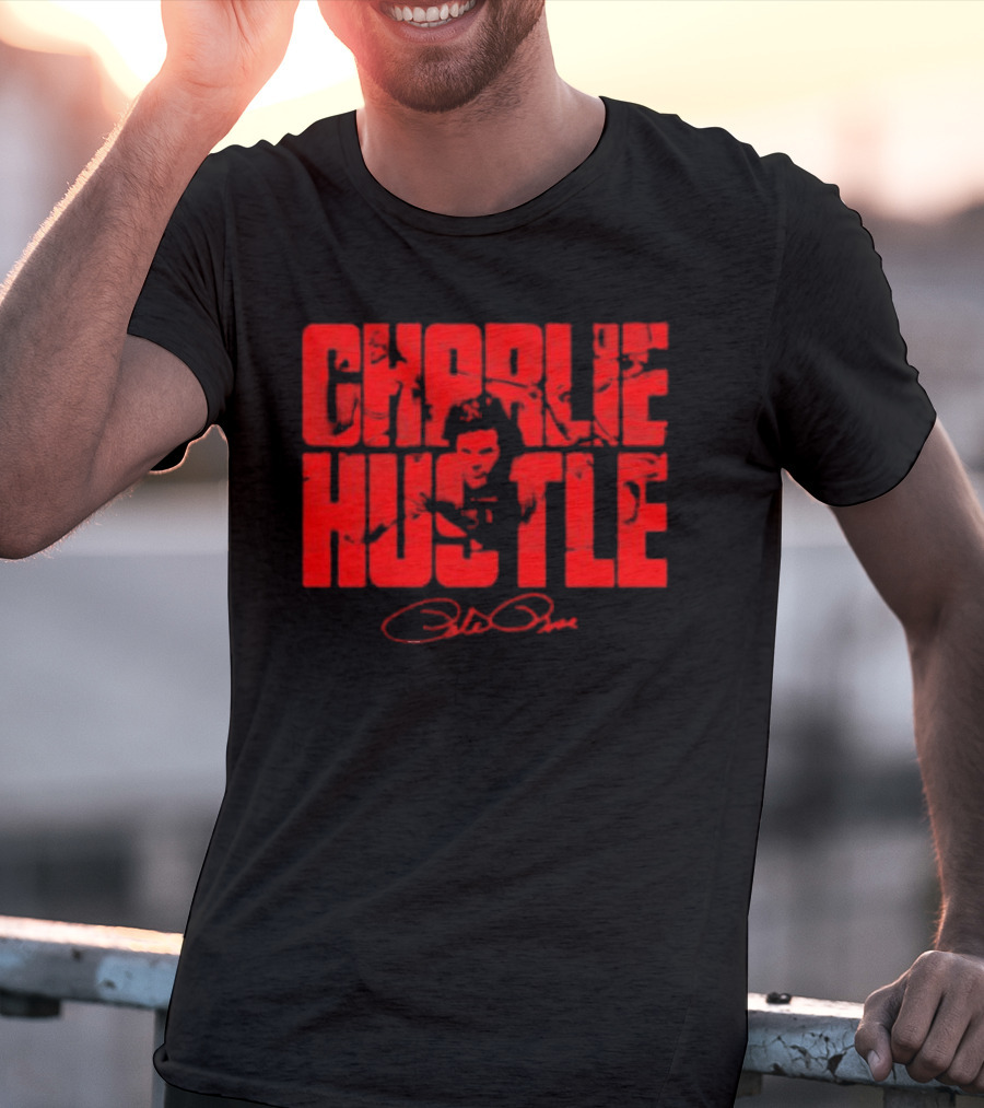 Charlie Hustle Cincinnati Reds Pete Rose Signature T-Shirt