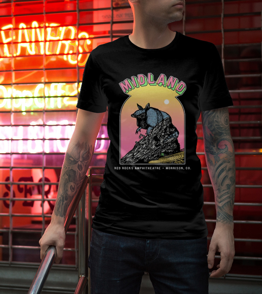 Midland Red Rocks Amphitheatre Armadillo Morrison CO T-Shirt