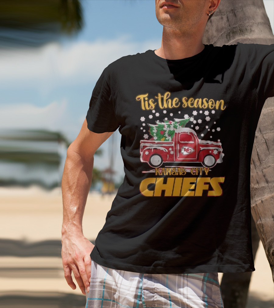 Tis The Season Kansas City Chiefs Christmas Truck Snowflakes T-Shirt