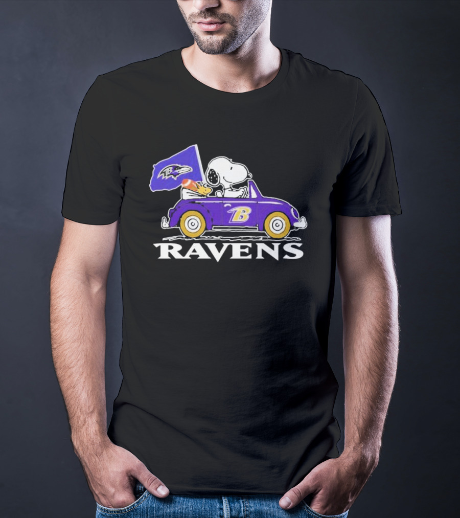 Snoopy And Woodstock Driving Ravens Car With Flag T-Shirt