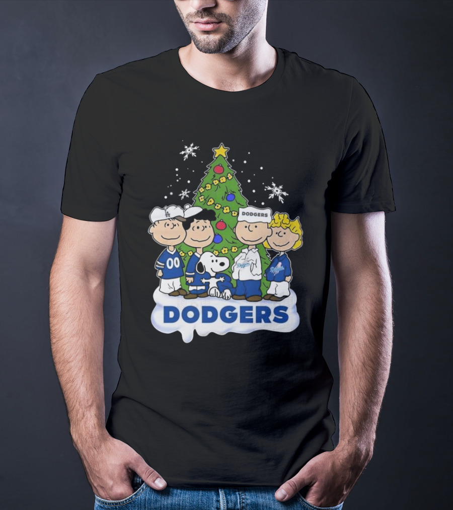 Los Angeles Dodgers Merry Christmas With Snoopy And Peanuts Characters T-Shirt