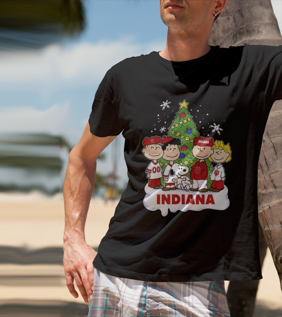 Indiana Hoosiers Snoopy And Friends Christmas Tree Snowflakes T-Shirt