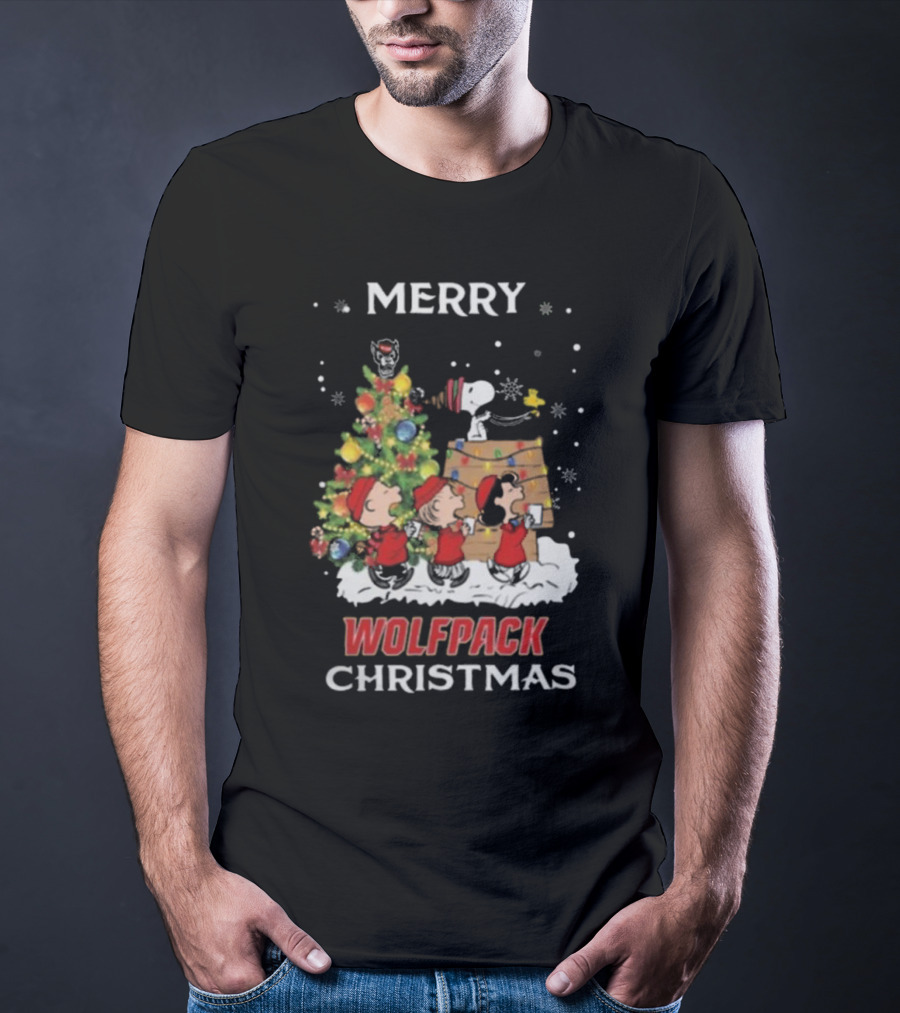 Merry Wolfpack Christmas NC State Snoopy And Friends T-Shirt