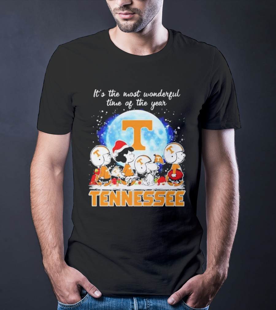 Peanuts Tennessee Volunteers It's The Most Wonderful Time Of The Year Christmas Snoopy Woodstock Lucy Moon T-Shirt
