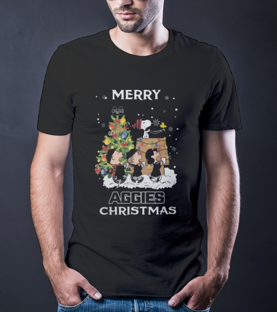 Merry Christmas Utah State Aggies Snoopy And Friends T-Shirt