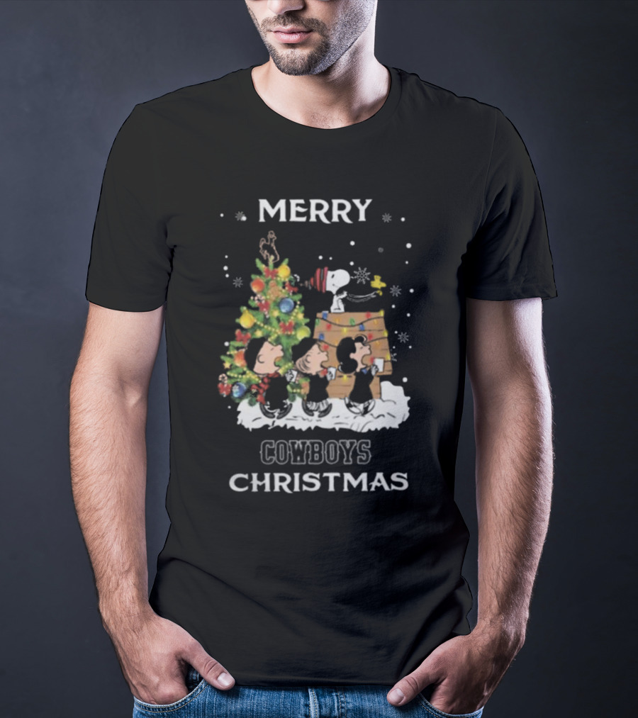 Merry Cowboys Christmas With Snoopy And Friends Christmas Tree T-Shirt