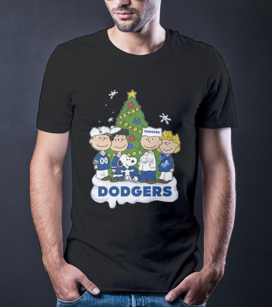 Snoopy And Friends Dodgers Christmas Tree Celebration T-Shirt