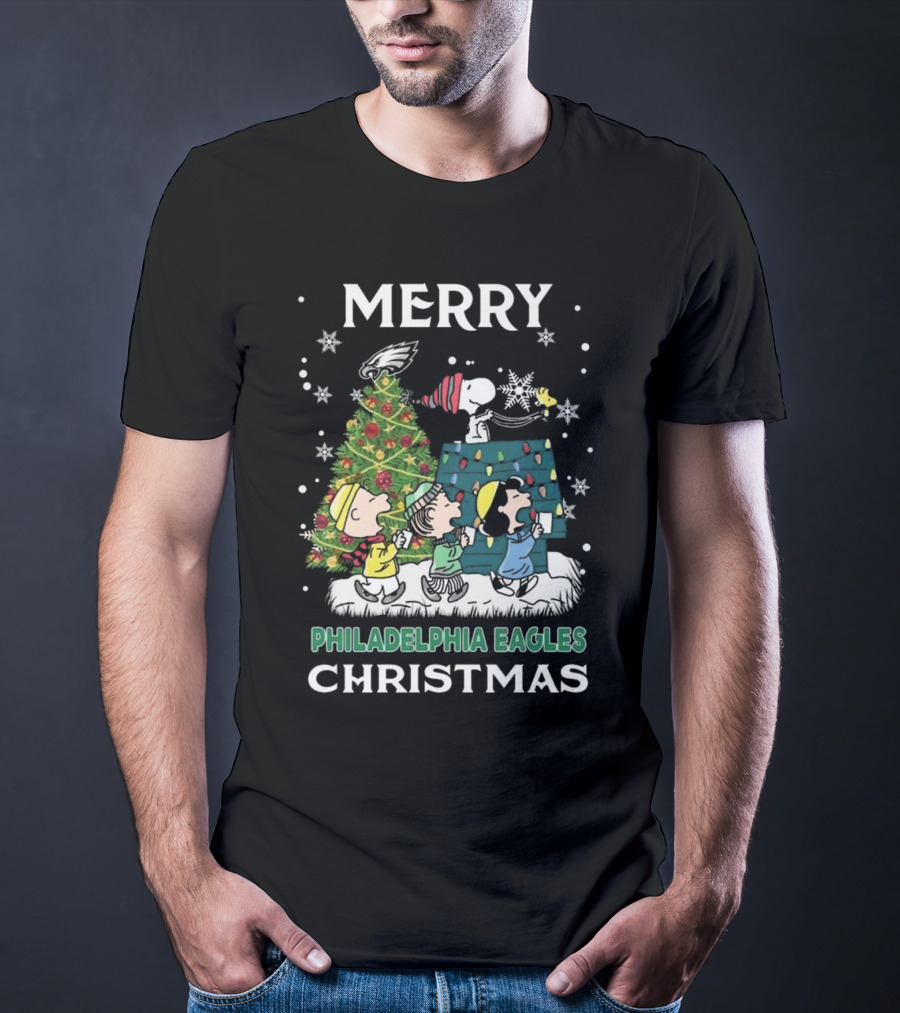 Merry Philadelphia Eagles Christmas Snoopy And Friends T-Shirt