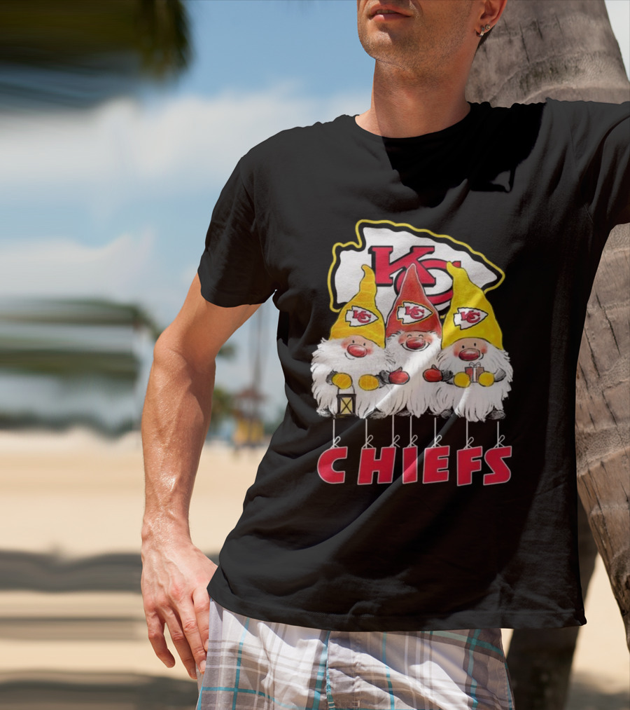 Kansas City Chiefs Gnomes Christmas Chiefs T-Shirt