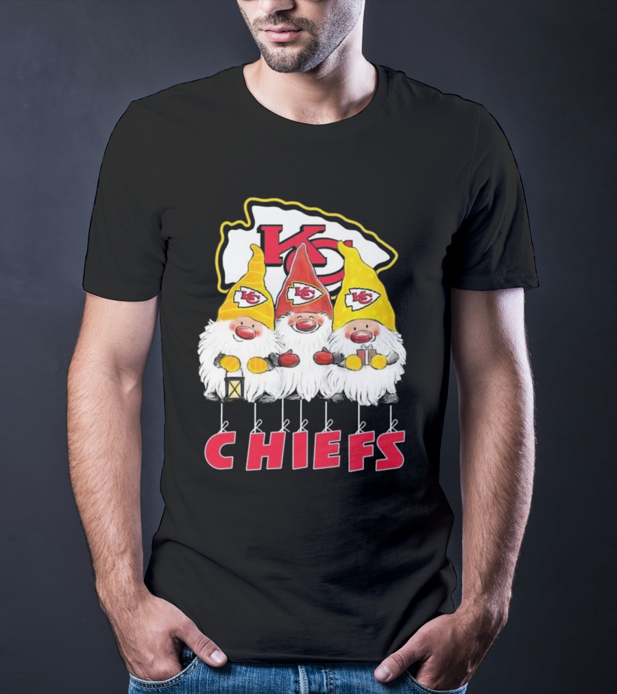 Kansas City Chiefs Gnomes Christmas Chiefs T-Shirt