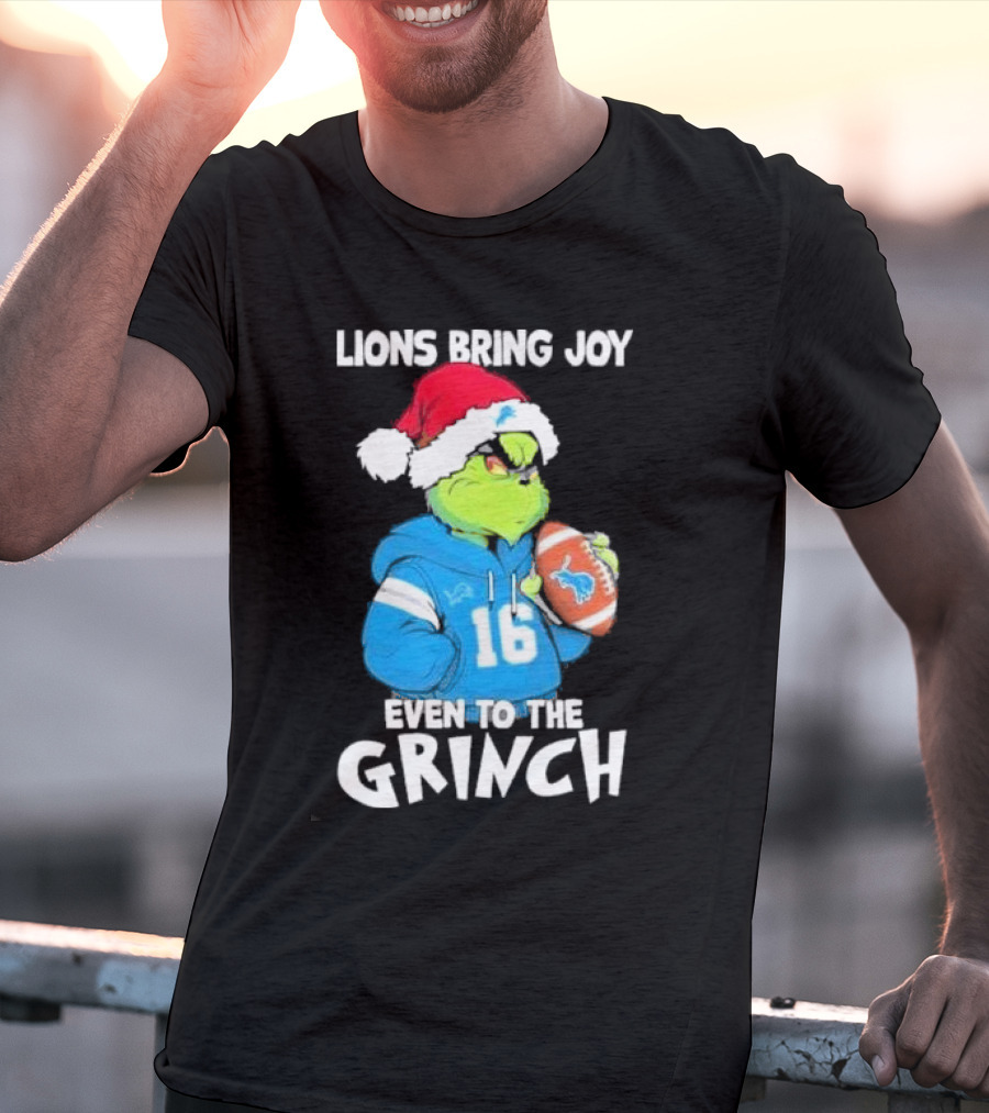 Detroit Lions Bring Joy Even To The Grinch Christmas Santa Football T-Shirt