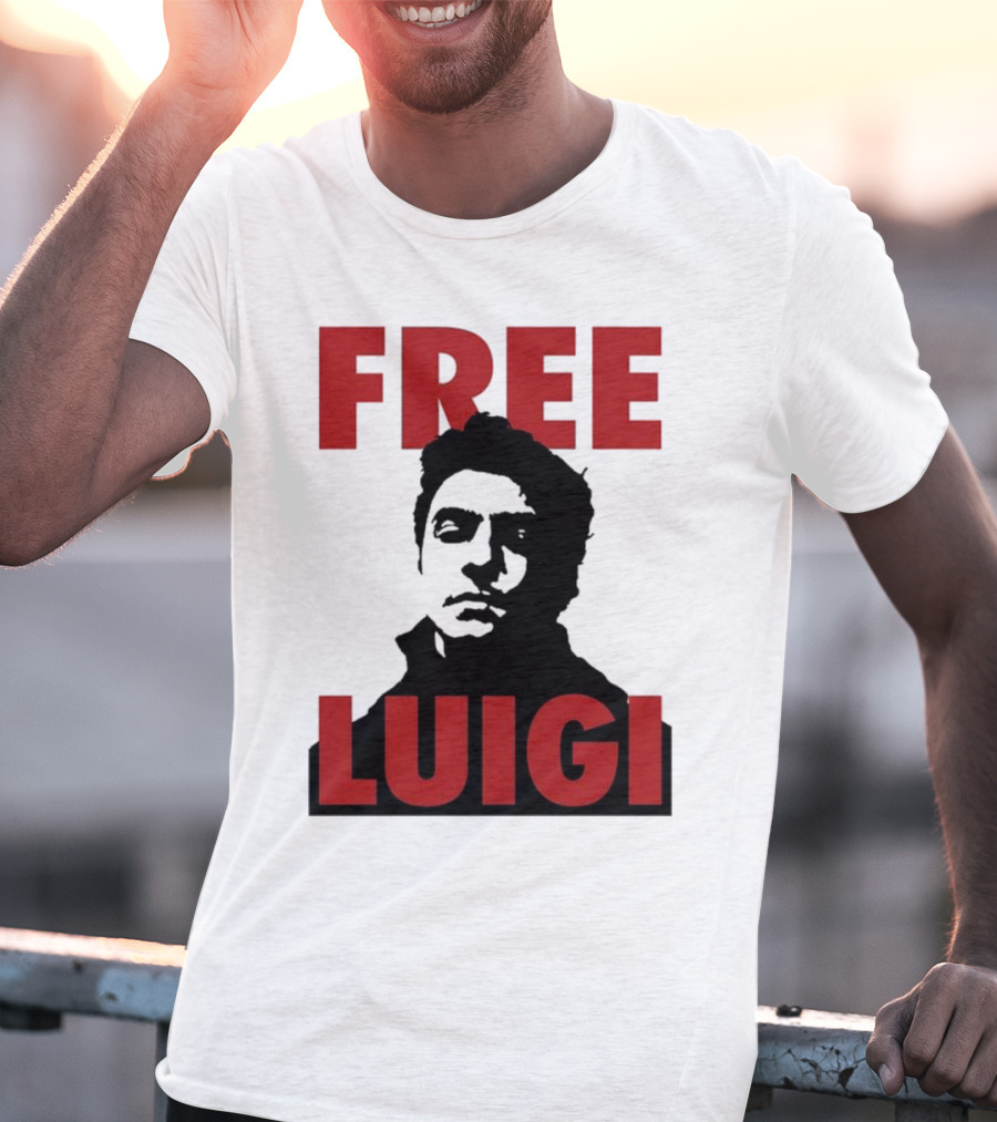 Free Luigi Mangione Bold Statement Iconic T-Shirt