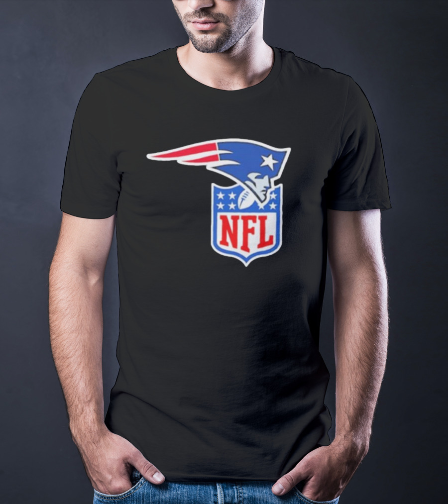 New England Patriots NFL Shield Logo Mashup T-Shirt