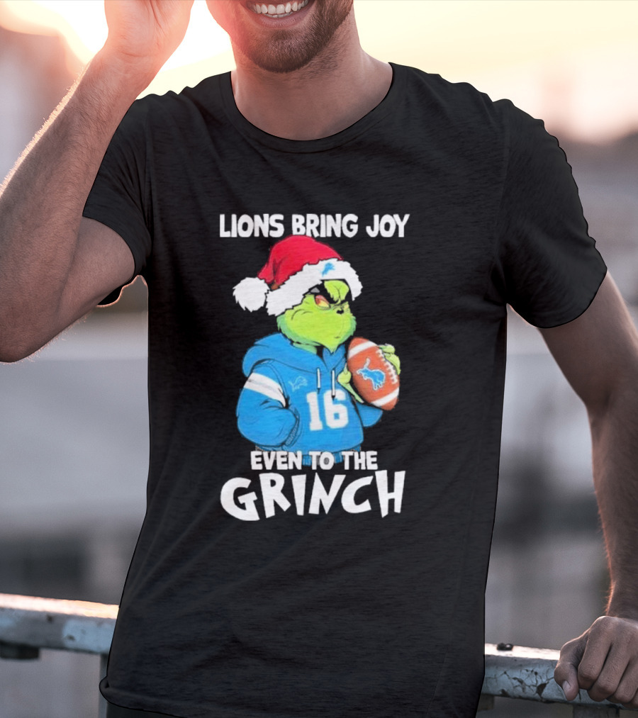 Lions Bring Joy Even To The Grinch Detroit Football 16 T-Shirt