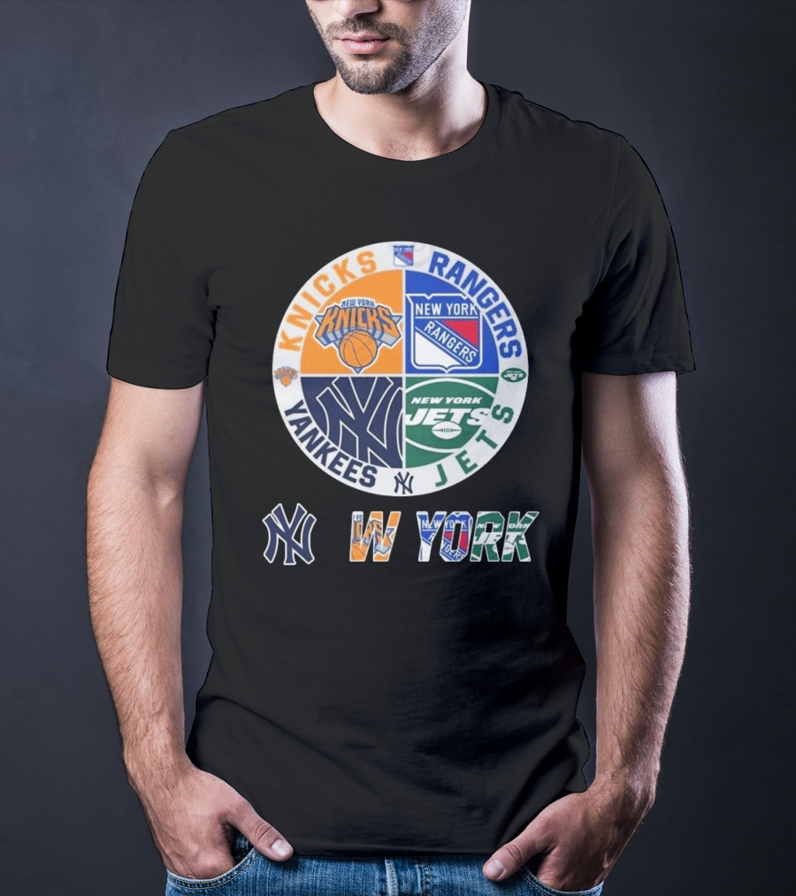 Knicks Rangers Yankees Jets New York Sports Circle T-Shirt