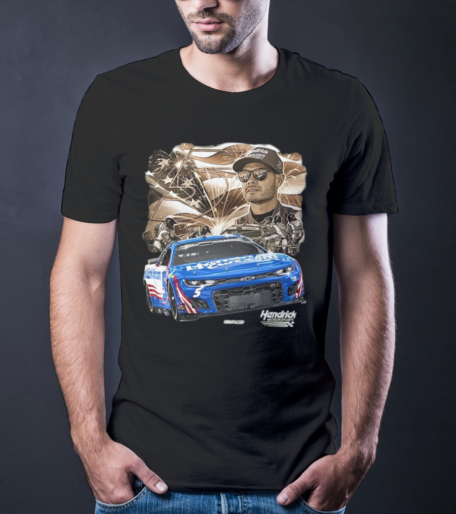 Hendrick Motorsports Kyle Larson Olive Military 2025 HendrickCars.com Car 5 Collection T-Shirt
