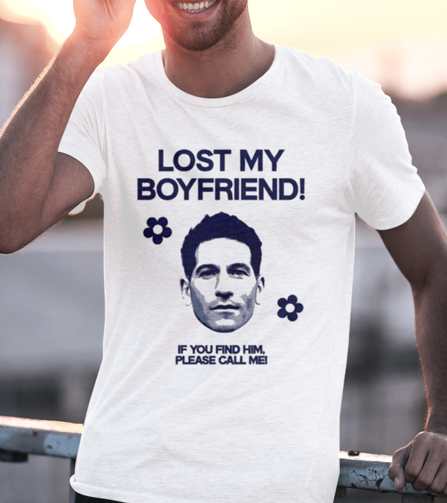 Lost My Boyfriend If You Find Him Please Call Me Jon Bernthal Face With Flowers T-Shirt