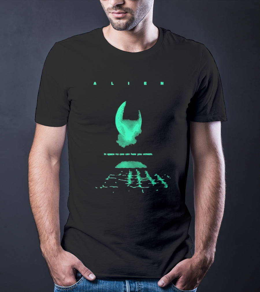 Alien Classic Glow In The Dark In Space No One Can Hear You Scream T-Shirt