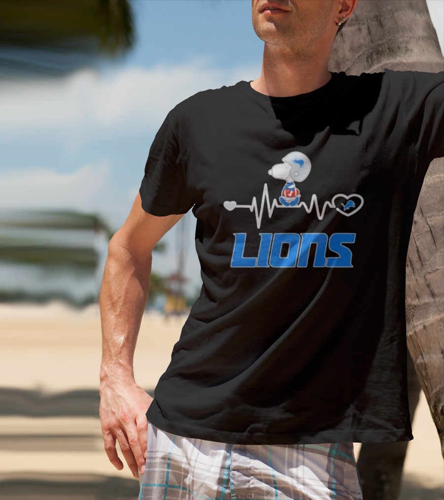 Heartbeat Snoopy Detroit Lions T-Shirt